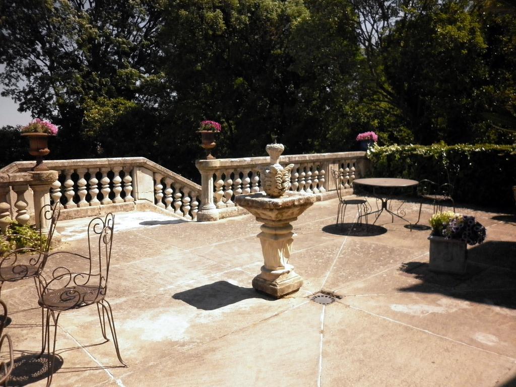 Les Deux Tours Bed & Breakfast Brignon Luaran gambar